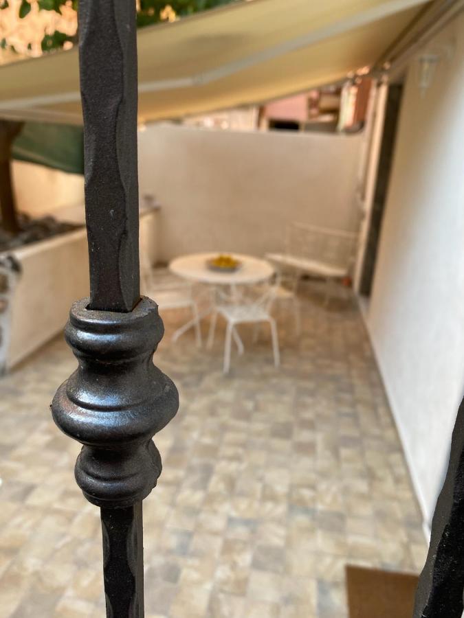 Cortile Mongibello Catane Extérieur photo