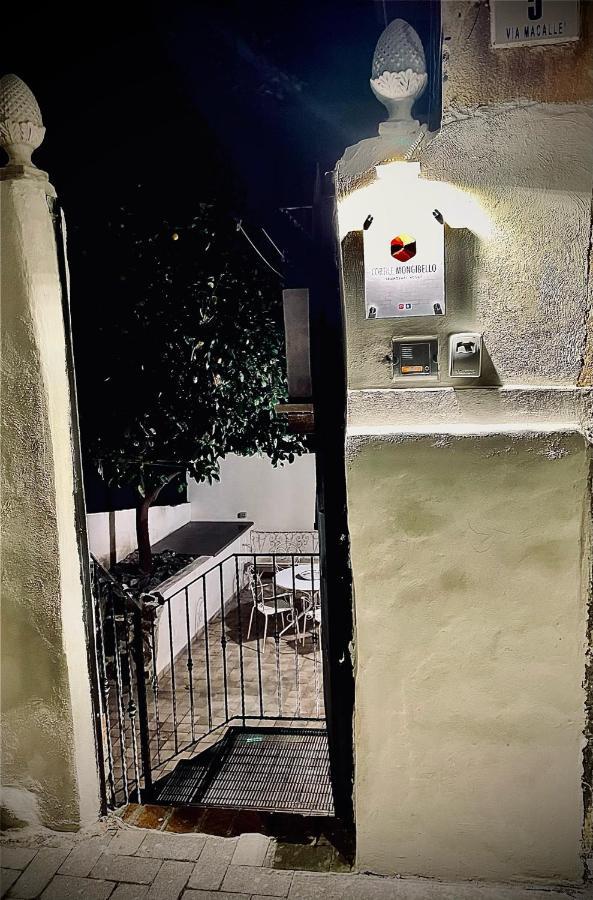 Cortile Mongibello Catane Extérieur photo